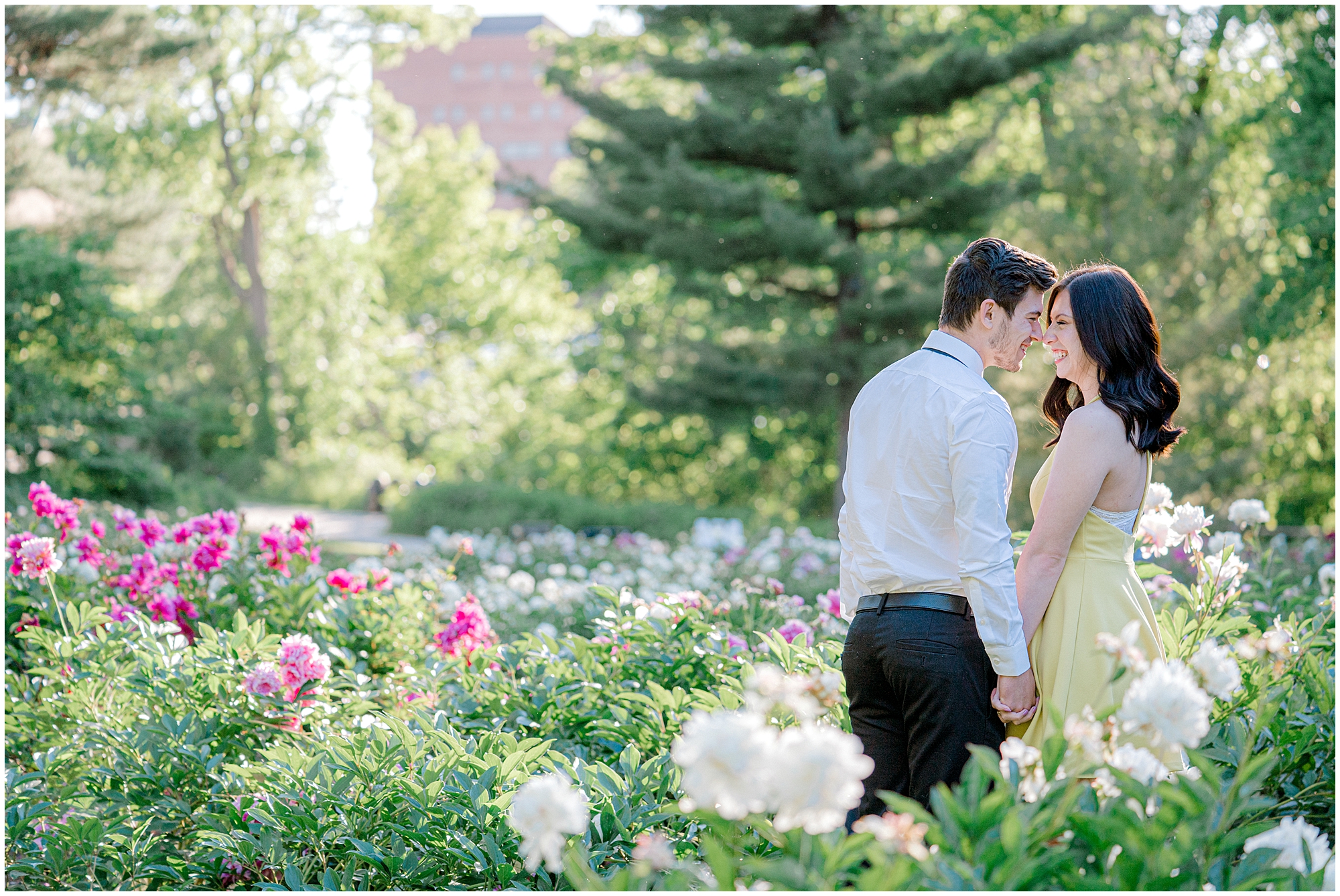 tips for planning your engagement photos in Detroit MI