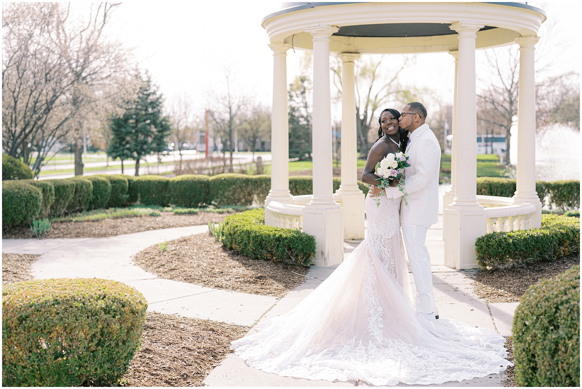 bride and groom photos at outdoor Detroit park