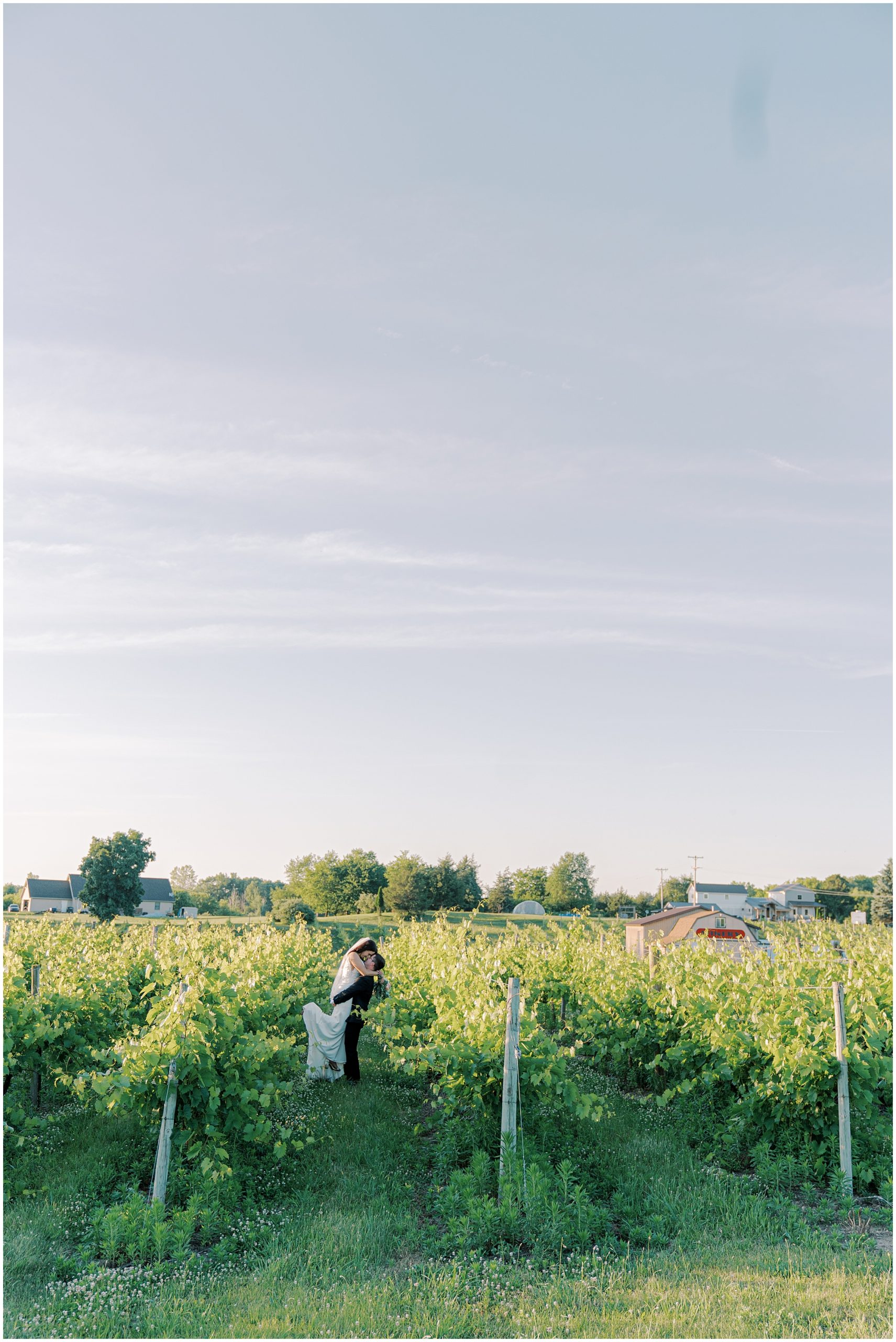 one of my favorite summer wedding themes is a winery wedding